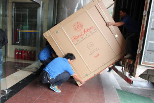 峨蔓镇钢琴贵重工艺品无忧运